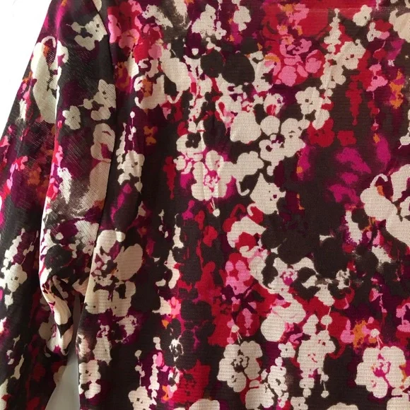 LIZ & CO Womens Semi Sheer Lined Semi Loose Top Size Medium 3/4 Sleeves - Picture 8 of 12